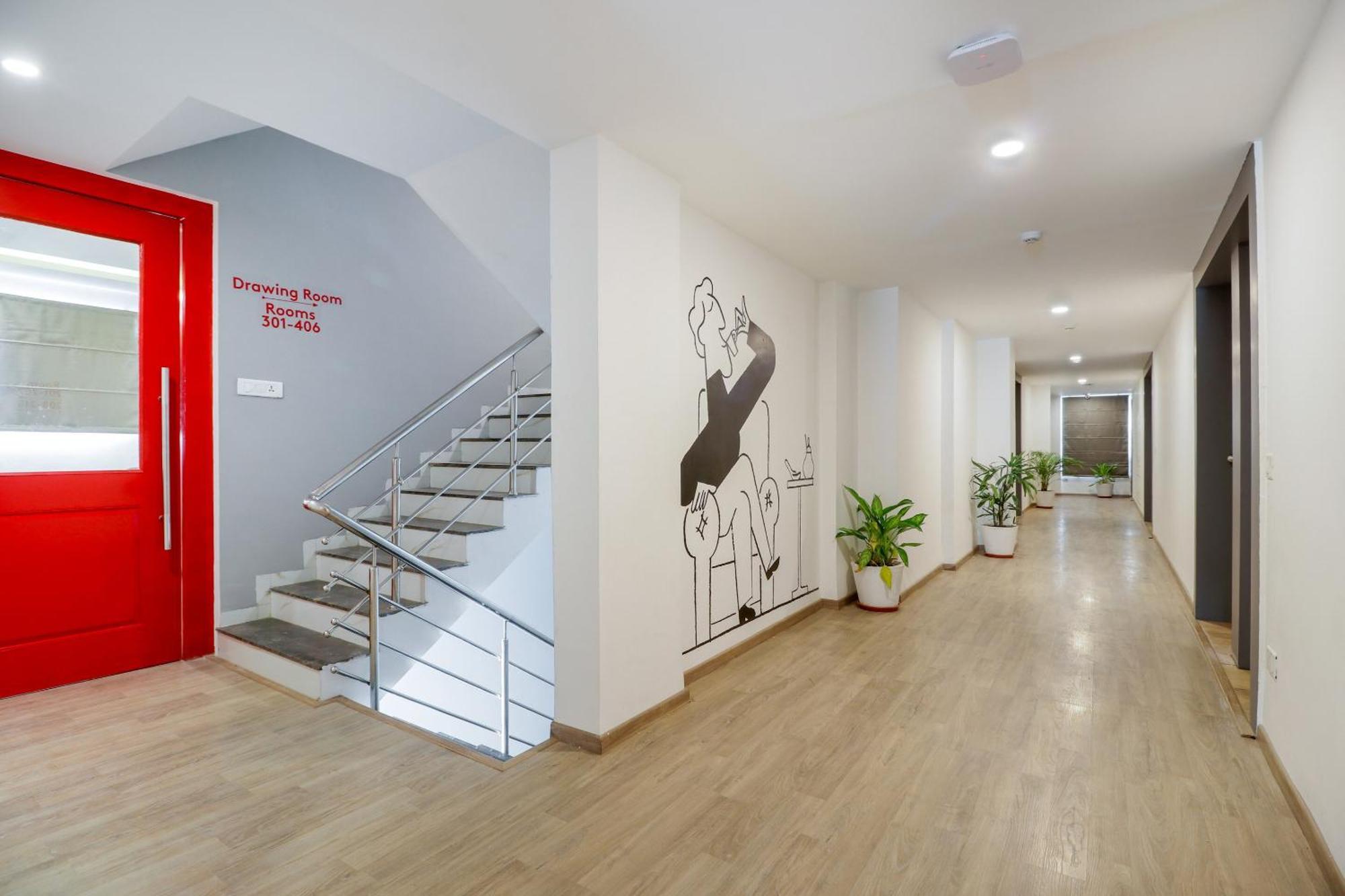 Super Townhouse The Landmark Indore Ngoại thất bức ảnh